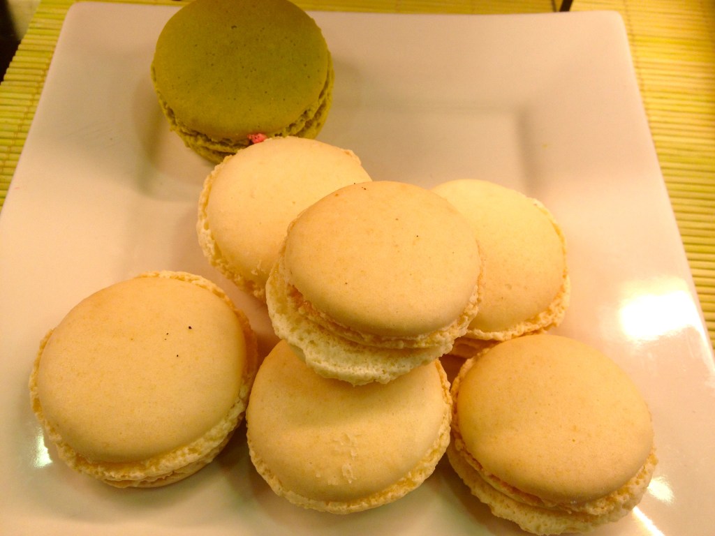the macaroons have a autumy look about them
